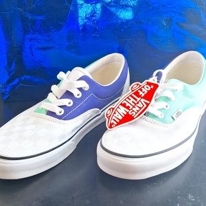 Off the wall, Vans new.